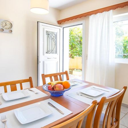 Βιλα Μπουμπουλινα Apartamento Sami  Exterior foto