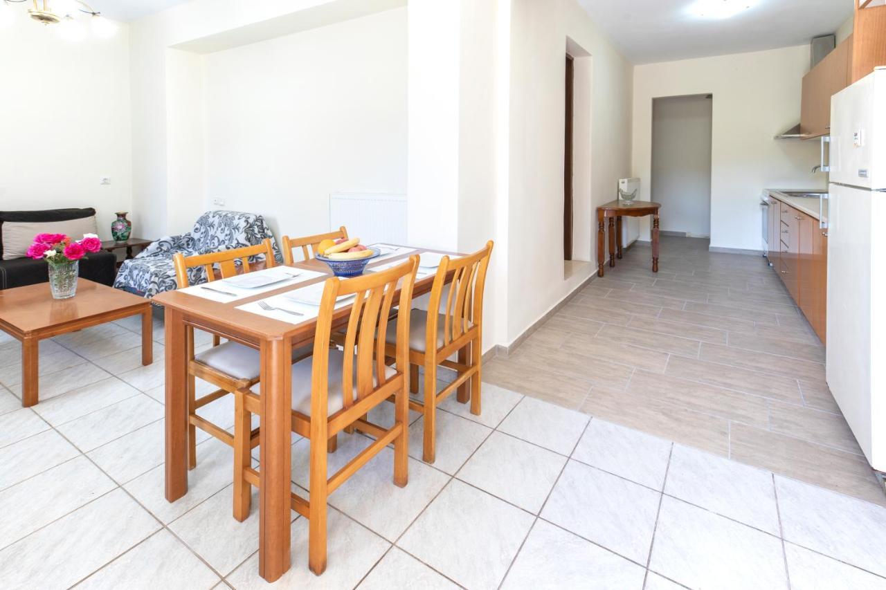 Βιλα Μπουμπουλινα Apartamento Sami  Exterior foto